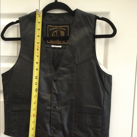 XL Harley Davidson Leather Vest - Picture 7 of 7